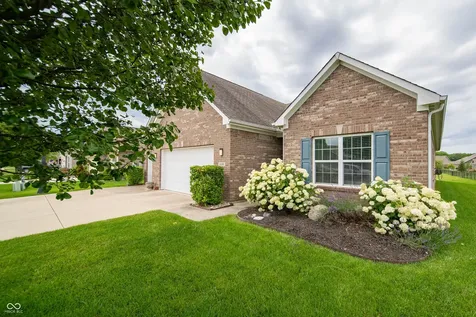 3190 S Courtney Drive New Palestine IN 46163