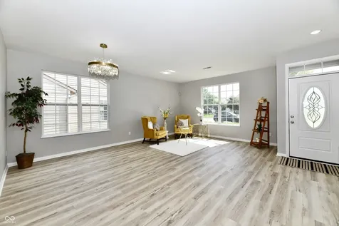 2748 Rothe Lane Indianapolis IN 46229