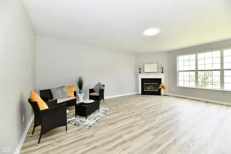2748 Rothe Lane Indianapolis IN 46229