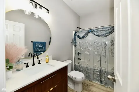 2748 Rothe Lane Indianapolis IN 46229