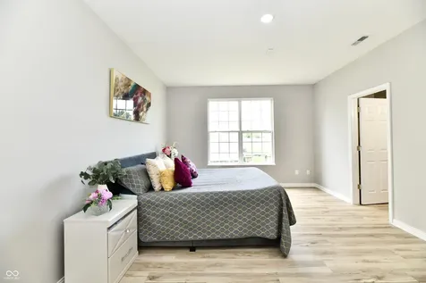 2748 Rothe Lane Indianapolis IN 46229