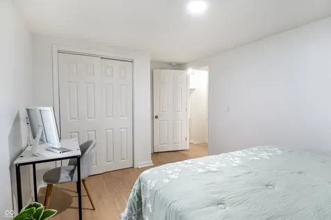 1037 W 30th Street Indianapolis IN 46208