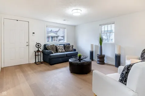 1037 W 30th Street Indianapolis IN 46208