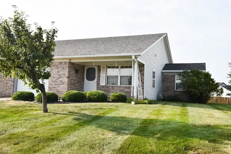 1139 E Apple Blossom Lane Greenfield IN 46140