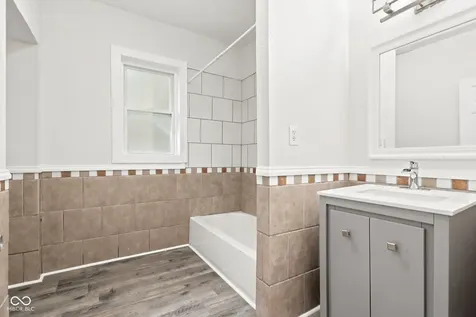 3555-3557 Evergreen Avenue Indianapolis IN 46205