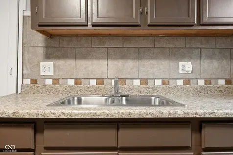 3555-3557 Evergreen Avenue Indianapolis IN 46205
