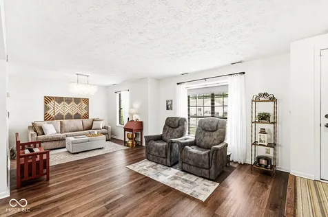 179 Suncrest Drive Greenwood IN 46143