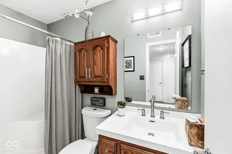 179 Suncrest Drive Greenwood IN 46143
