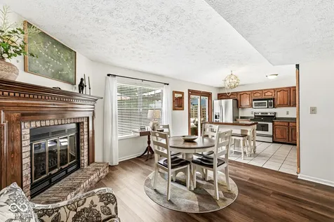 179 Suncrest Drive Greenwood IN 46143