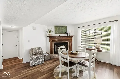 179 Suncrest Drive Greenwood IN 46143