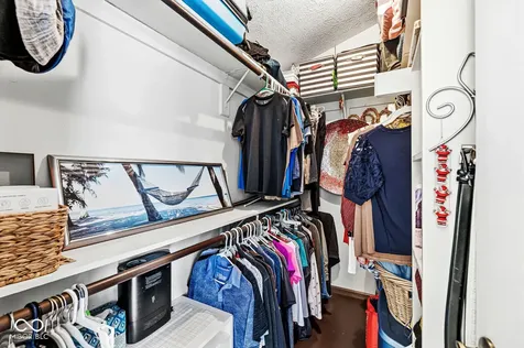 179 Suncrest Drive Greenwood IN 46143