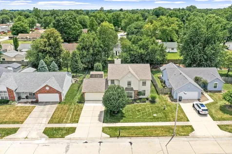 179 Suncrest Drive Greenwood IN 46143