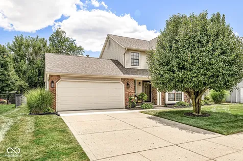 179 Suncrest Drive Greenwood IN 46143