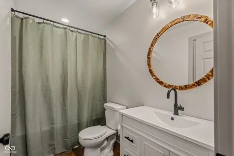 8486 W Georgetown Columbus IN 47201