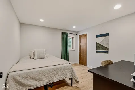 8486 W Georgetown Columbus IN 47201