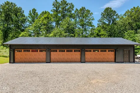 8486 W Georgetown Columbus IN 47201