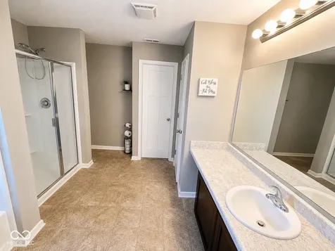 902 Olmsted Court Shelbyville IN 46176