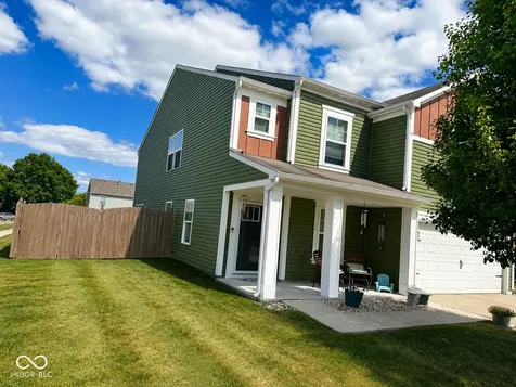 902 Olmsted Court Shelbyville IN 46176