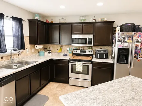 902 Olmsted Court Shelbyville IN 46176