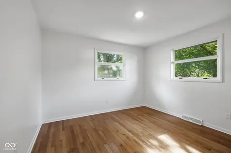 6609 Beech Drive Indianapolis IN 46214