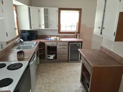 110 Roosevelt Greenfield IN 46140