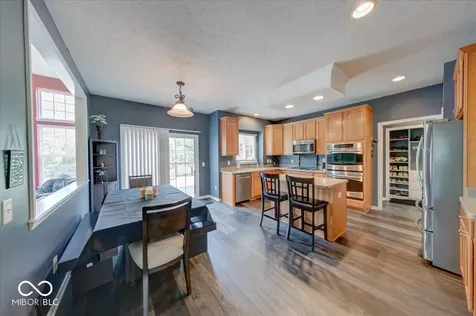 9310 Windrift Way Zionsville IN 46077