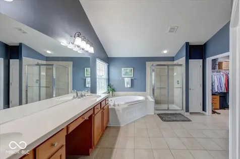 9310 Windrift Way Zionsville IN 46077