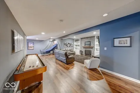 9310 Windrift Way Zionsville IN 46077