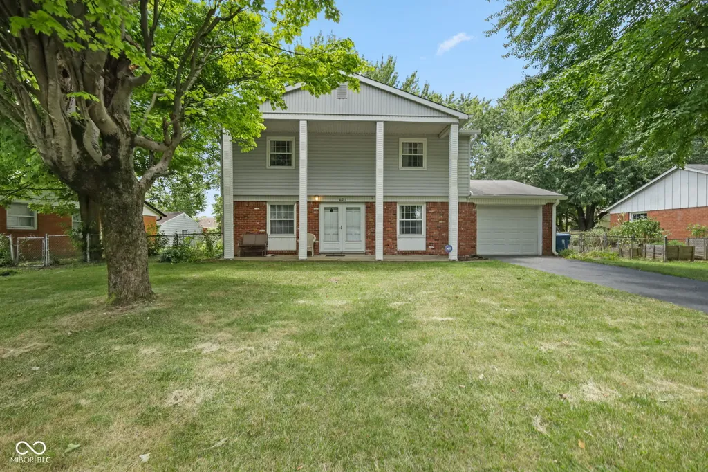 10211 Heather Hills Road Indianapolis IN 46229
