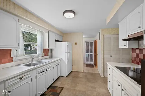 10211 Heather Hills Road Indianapolis IN 46229