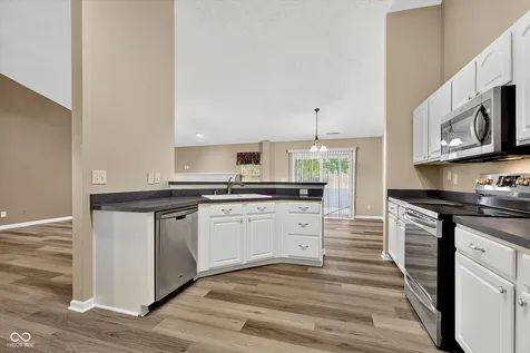 7955 Bent Willow Drive Indianapolis IN 46239