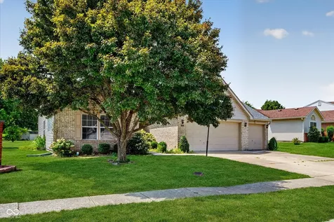 7955 Bent Willow Drive Indianapolis IN 46239