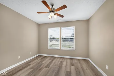 7955 Bent Willow Drive Indianapolis IN 46239