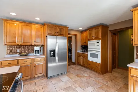 5425 E 700 N Franklin IN 46131