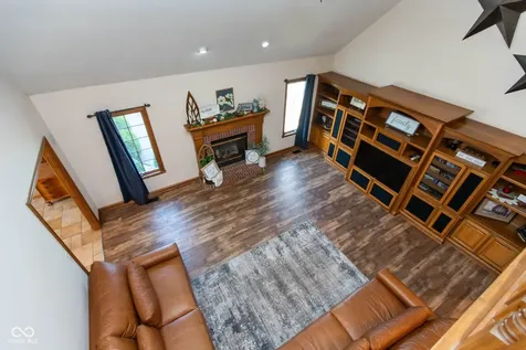 5425 E 700 N Franklin IN 46131