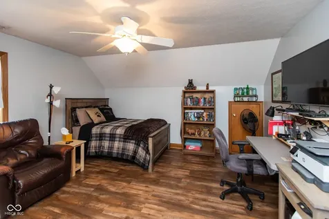 5425 E 700 N Franklin IN 46131