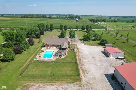 5425 E 700 N Franklin IN 46131