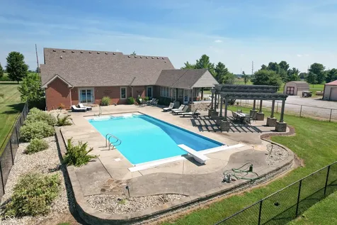 5425 E 700 N Franklin IN 46131