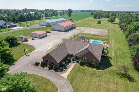 5425 E 700 N Franklin IN 46131