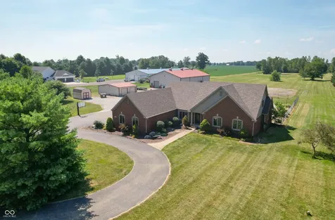 5425 E 700 N Franklin IN 46131