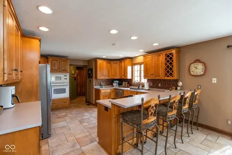 5425 E 700 N Franklin IN 46131