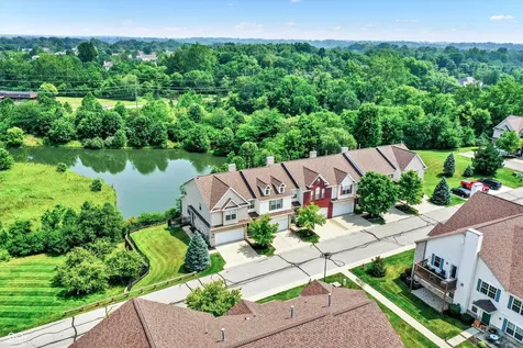 11455 Clay Hill Lane Fishers IN 46037