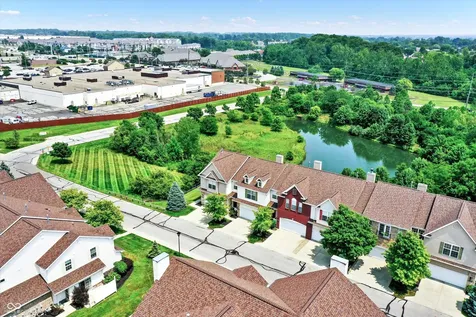 11455 Clay Hill Lane Fishers IN 46037