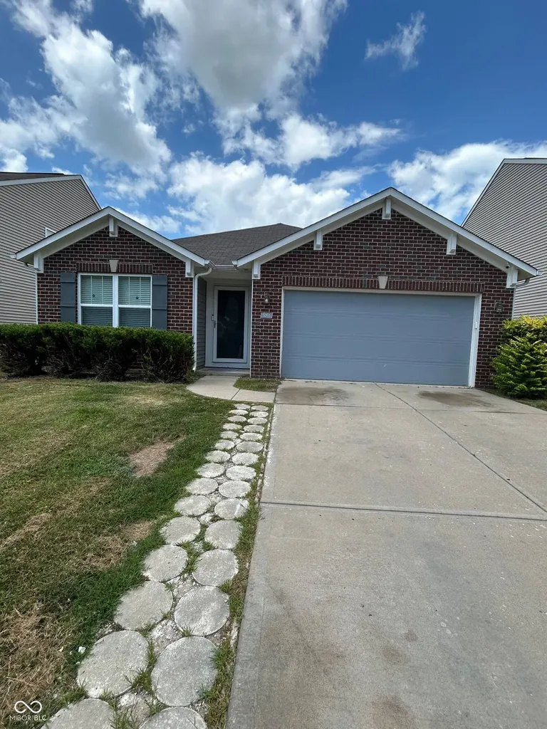5202 Alpine Violet Way Indianapolis IN 46254