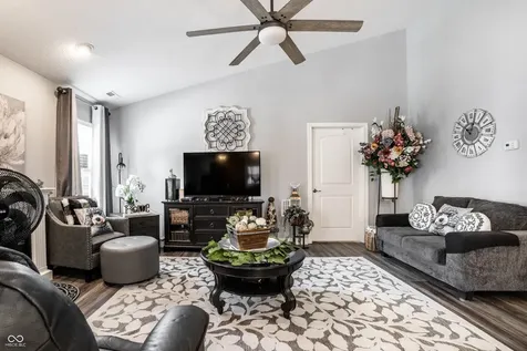 5856 Edelle Drive Indianapolis IN 46237