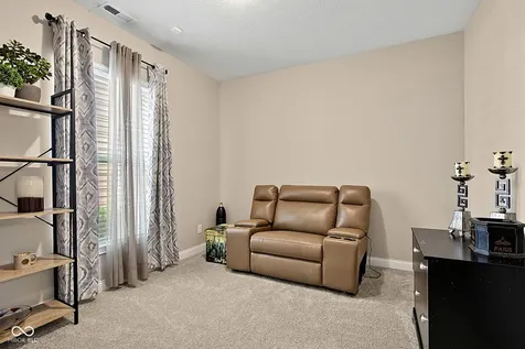 9222 Crystal River Drive Indianapolis IN 46240