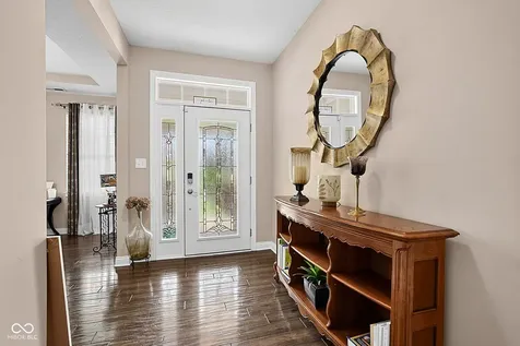 9222 Crystal River Drive Indianapolis IN 46240