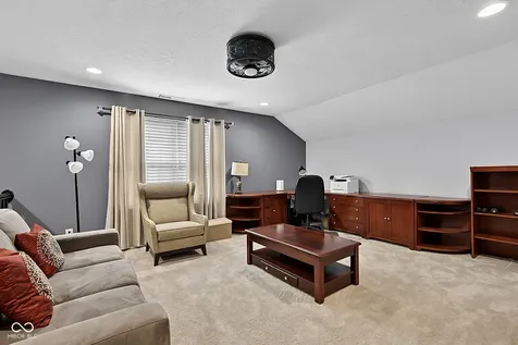 9222 Crystal River Drive Indianapolis IN 46240