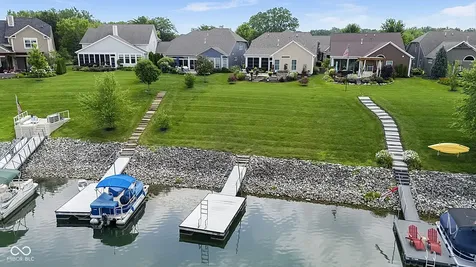 9222 Crystal River Drive Indianapolis IN 46240