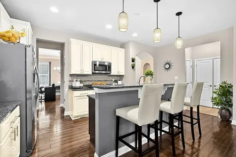 9222 Crystal River Drive Indianapolis IN 46240